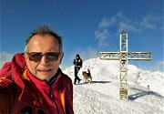 CIMA GREM (2049 m) ammantata di neve ad anello dal Colle di Zambla (Santella)